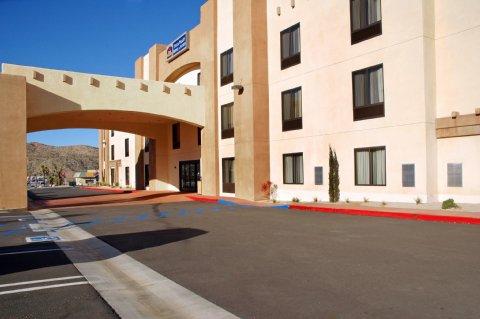 Surestay Plus Hotel By Best Western Yucca Valley Joshua Tree Exterior foto